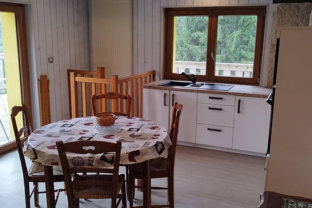 Maison De Montagne Vue Magnifique ヴォントロン エクステリア 写真